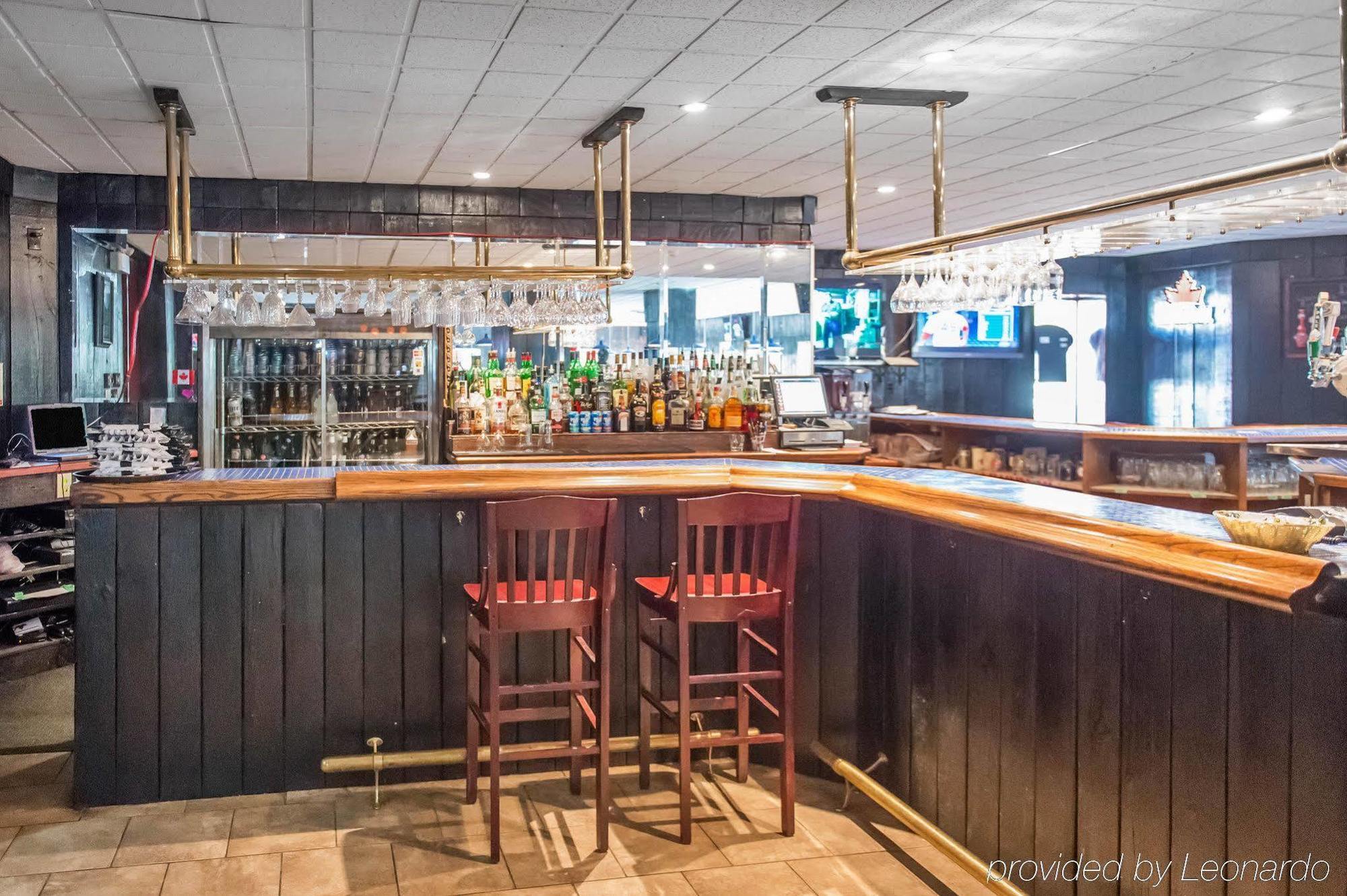 Econo Lodge Smiths Falls Esterno foto